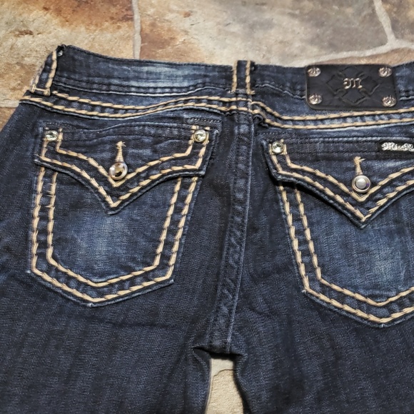 Miss Me Jean's - Picture 6 of 6